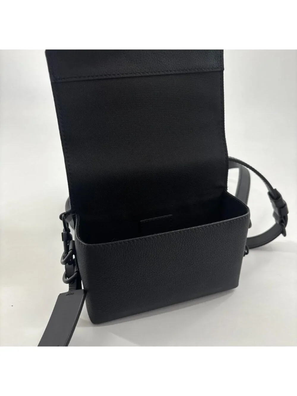 Louis Vuitton LV Aerogram Fastline Shoulder
